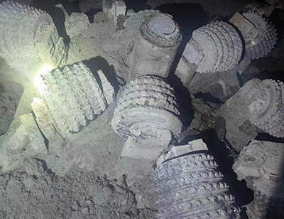 更換2米擴孔大鉆頭滾刀