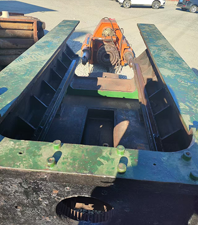 反井鉆機(jī)的維修服務(wù)電話